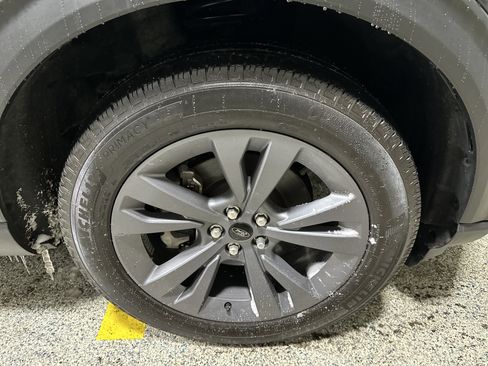 Certified 2023 Ford Explorer XLT w/ Equipment Group 202A image 13