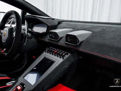 Used 2023 Lamborghini Huracan STO image 64