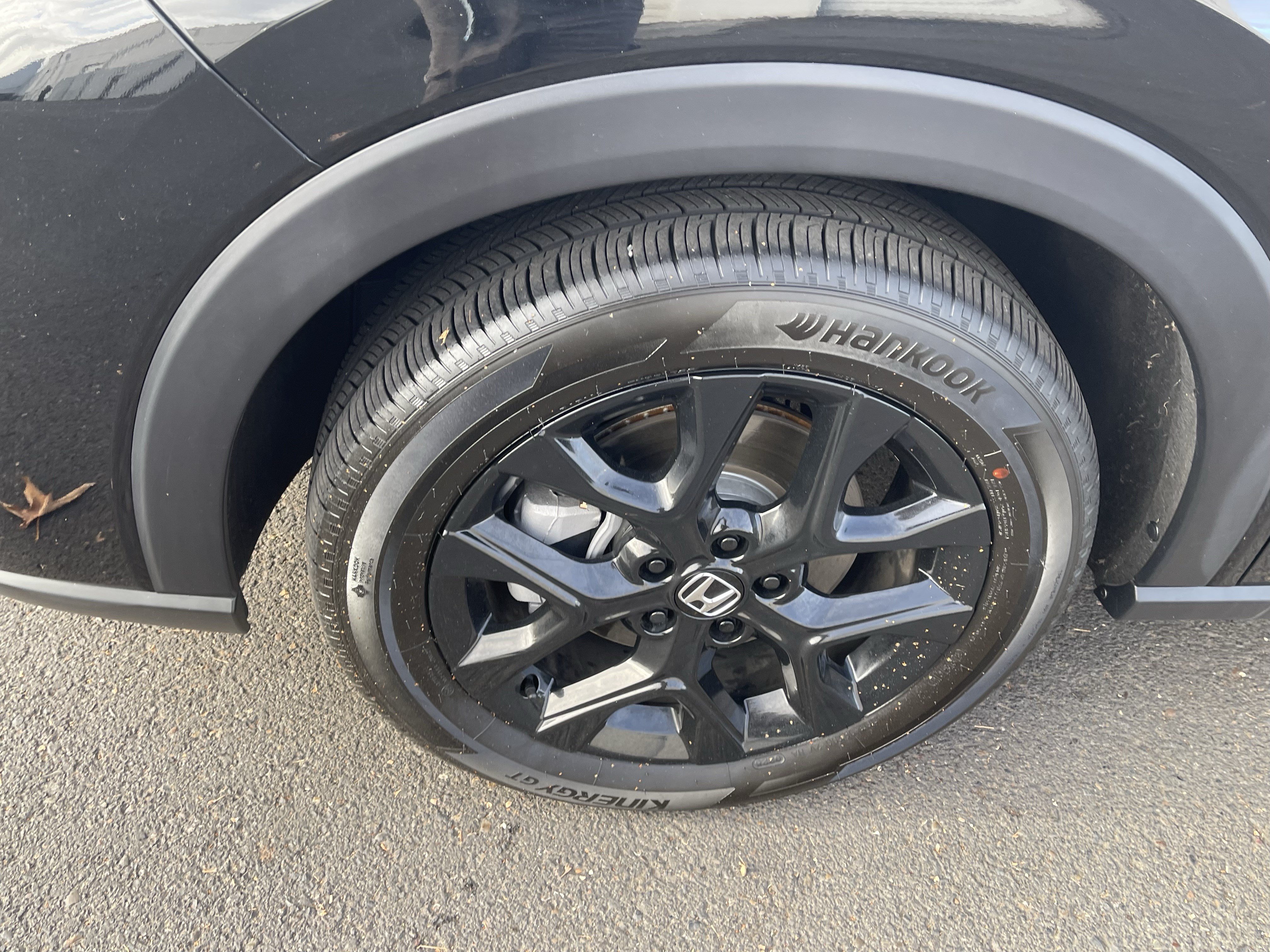 Used 2025 Honda HR-V Sport image 9
