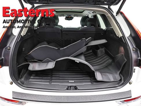 Used 2021 Volvo XC60 T5 Inscription AWD/4WD image 9