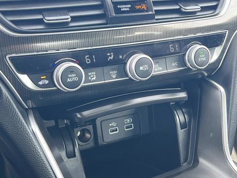Certified 2022 Honda Accord Sport image 15
