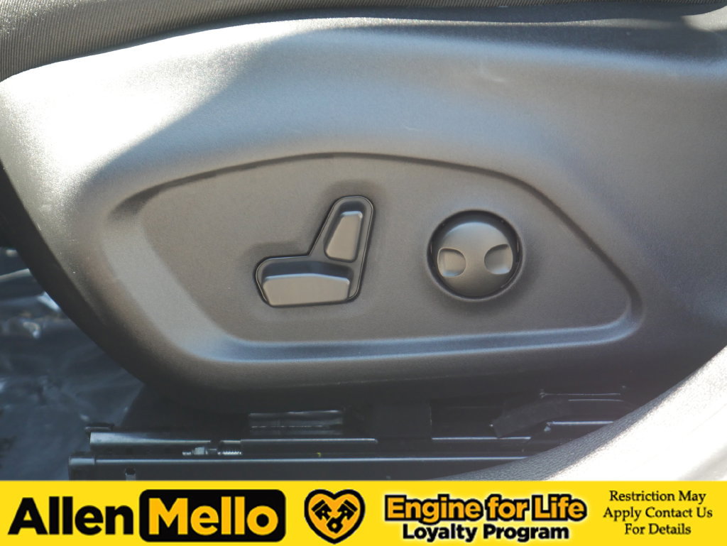 Used 2026 Jeep Compass Limited AWD/4WD image 13