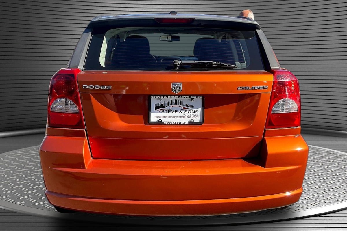 Used 2011 Dodge Caliber Heat FWD image 5