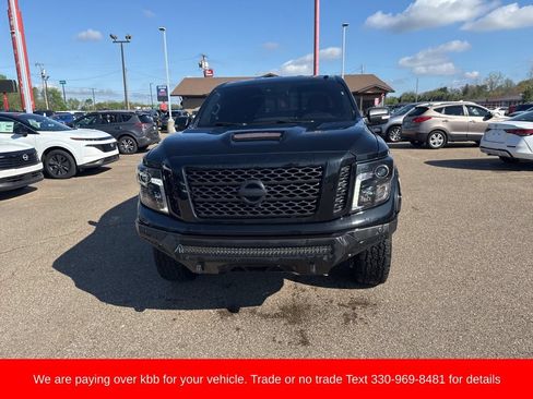 Used 2019 Nissan Titan SL w/ Midnight Edition AWD/4WD image 4
