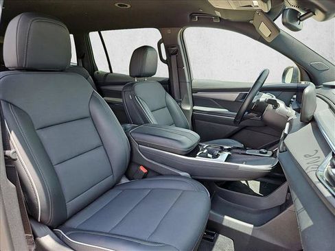 Used 2026 Buick Enclave Preferred FWD image 22