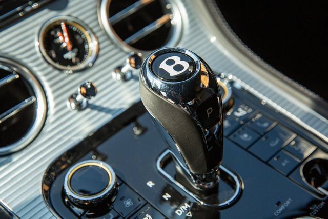 Used 2022 Bentley Continental GT AWD/4WD image 48