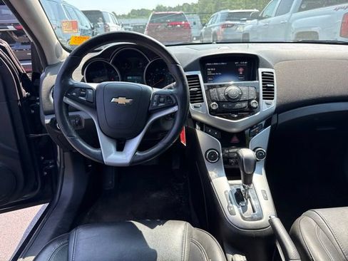 Used 2014 Chevrolet Cruze LT FWD image 15