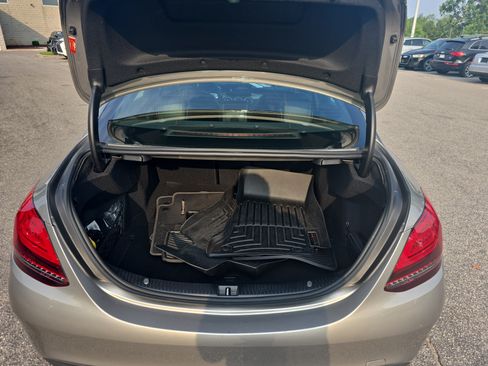 Used 2021 Mercedes-Benz C 300 Sedan image 12