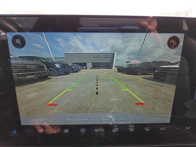 Used 2025 Ford Mustang Coupe RWD image 28