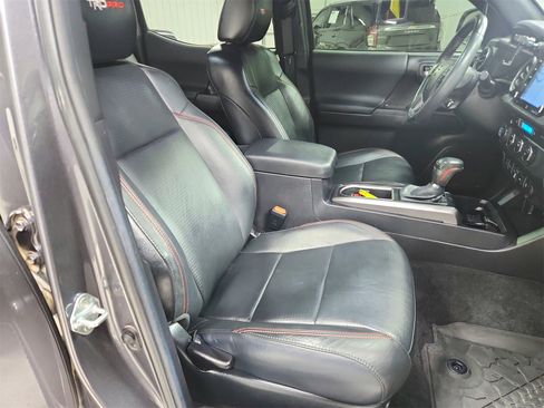 Used 2021 Toyota Tacoma TRD Pro image 39