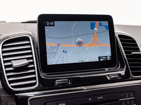 Used 2017 Mercedes-Benz GLS 450 4MATIC image 26