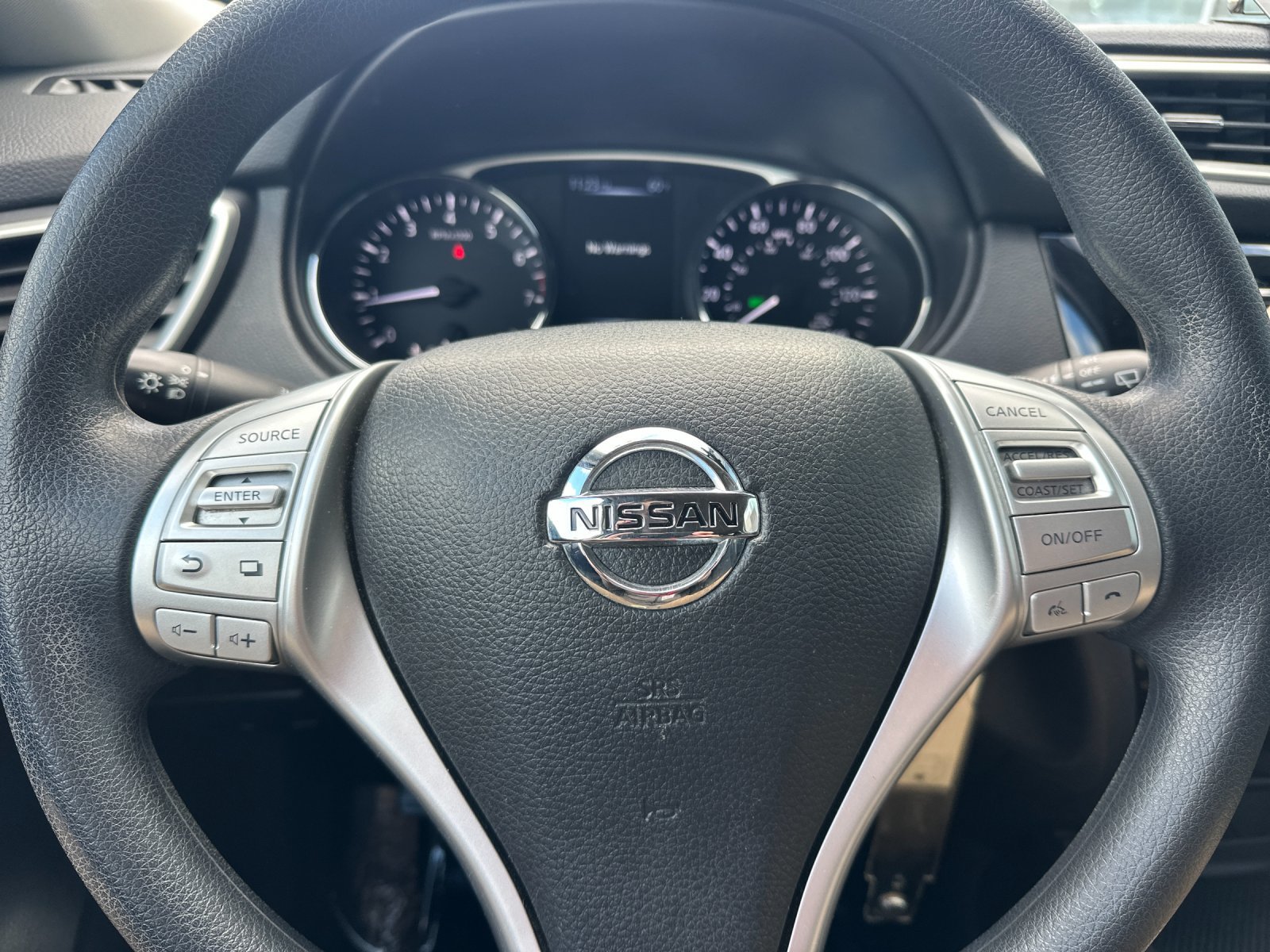 Used 2016 Nissan Rogue S w/ S Family Package FWD image 25