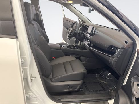 Used 2023 Nissan Rogue SL w/ SL Premium Package AWD/4WD image 17