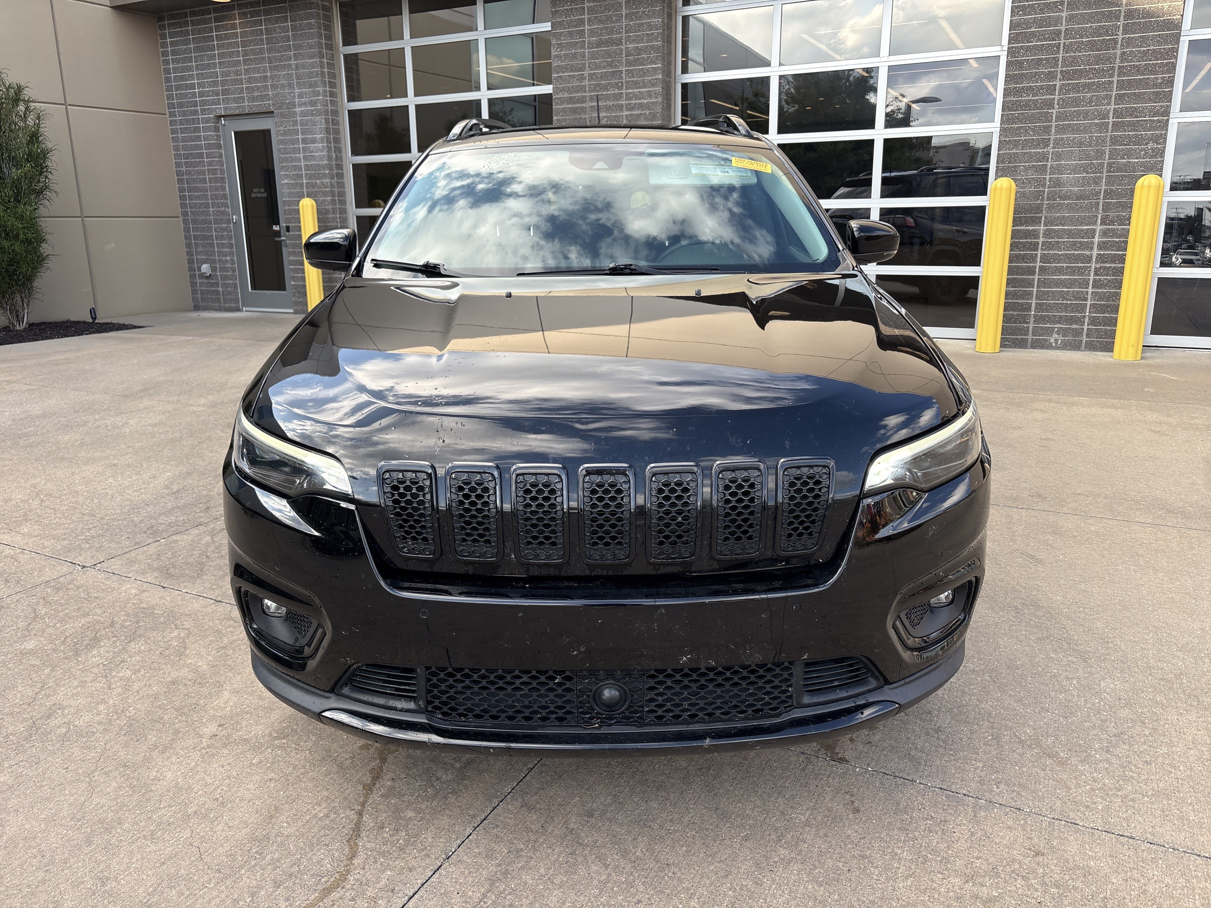 Used 2023 Jeep Cherokee Altitude Lux AWD/4WD image 19