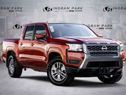 Used 2025 Nissan Frontier SV w/ Tow Package