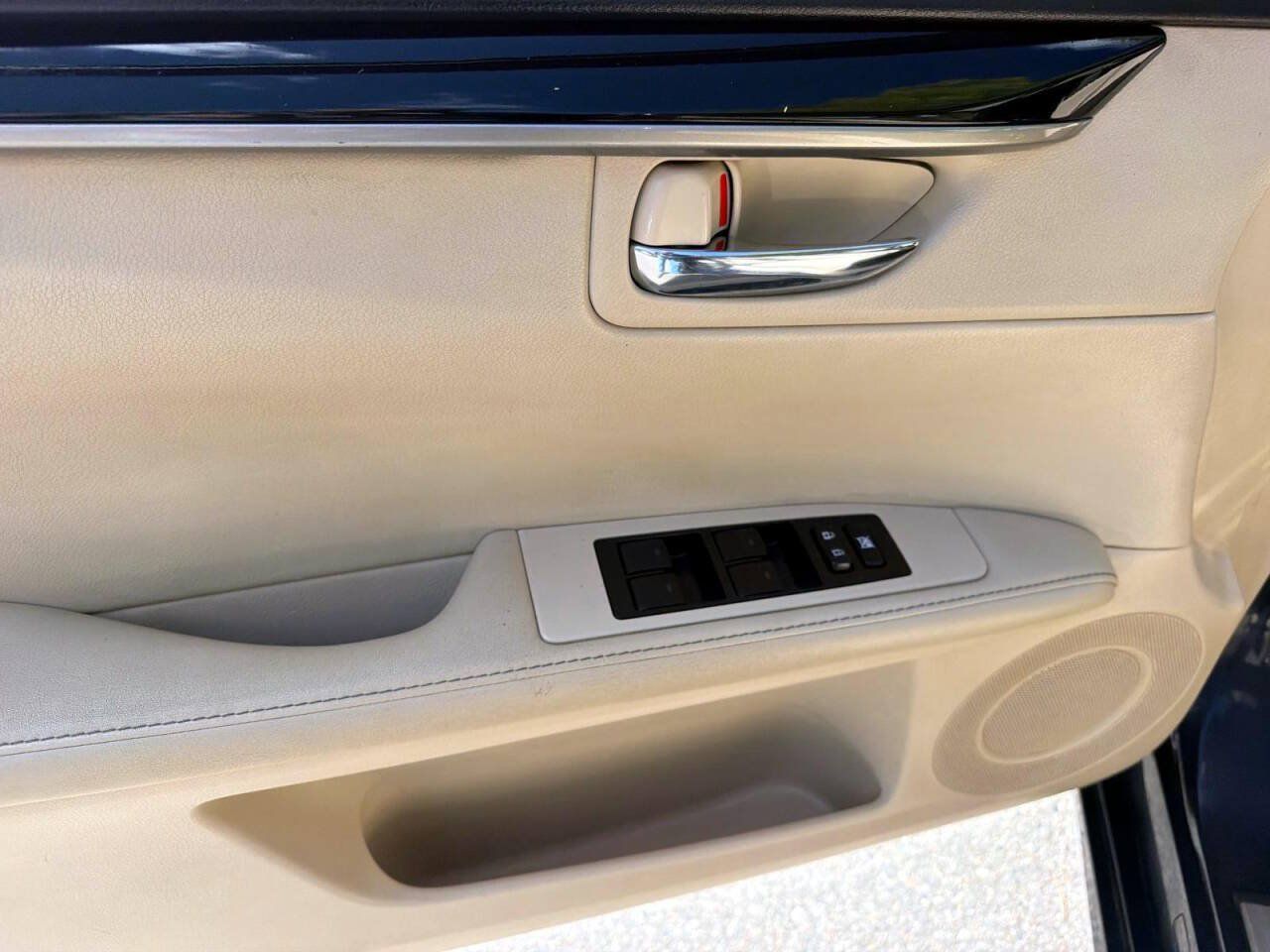 Used 2015 Lexus ES 350 FWD image 17