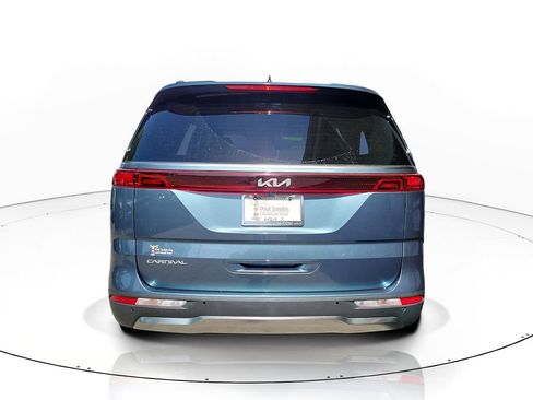 Certified 2023 Kia Carnival SX FWD image 4