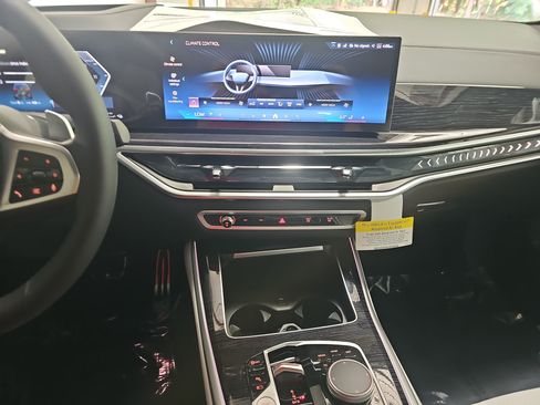 New 2026 BMW X5 xDrive50e w/ M Sport Package AWD/4WD image 20