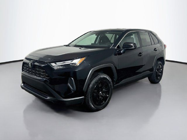 Used 2024 Toyota RAV4 LE FWD image 5