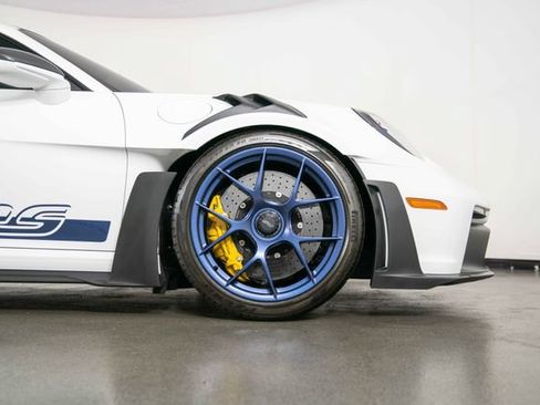 Used 2024 Porsche 911 GT3 RS w/ Weissach Package RWD image 10