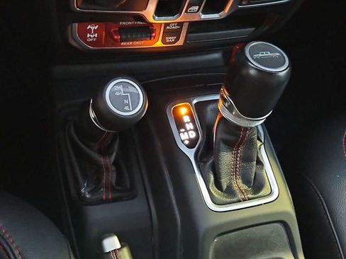 Used 2021 Jeep Gladiator Rubicon image 30