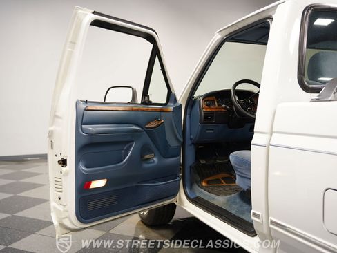 Used 1994 Ford F150 XLT image 36