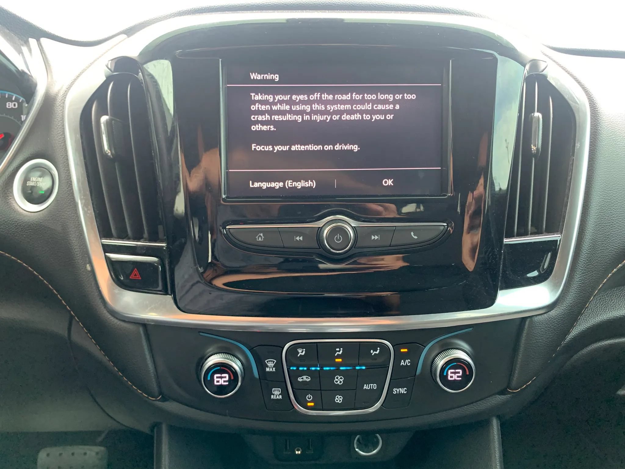 Used 2020 Chevrolet Traverse LS AWD/4WD image 16