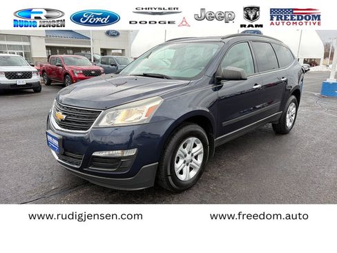 Used 2015 Chevrolet Traverse LS image 1