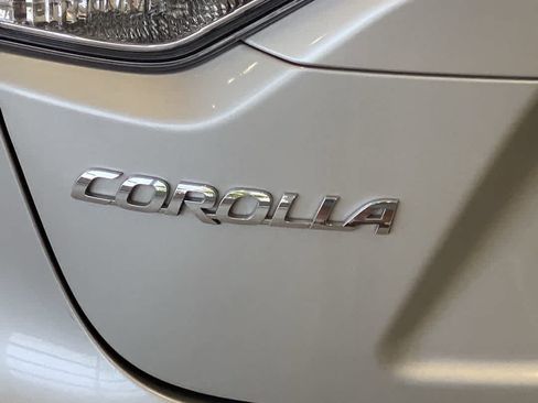 Used 2024 Toyota Corolla LE FWD image 11