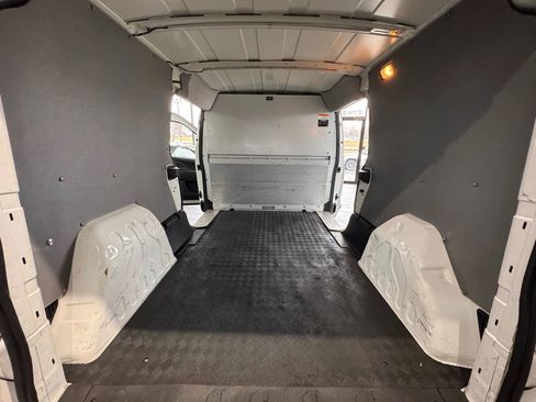 Used 2022 RAM ProMaster City Tradesman image 23