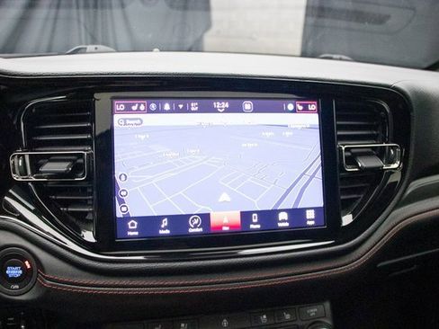 Used 2023 Dodge Durango GT image 37