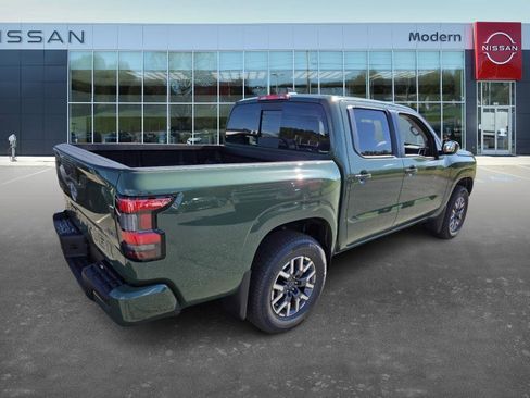 New 2026 Nissan Frontier SV image 5