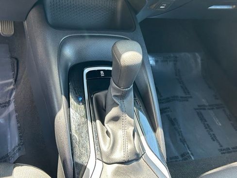 Used 2024 Toyota Corolla LE FWD image 20