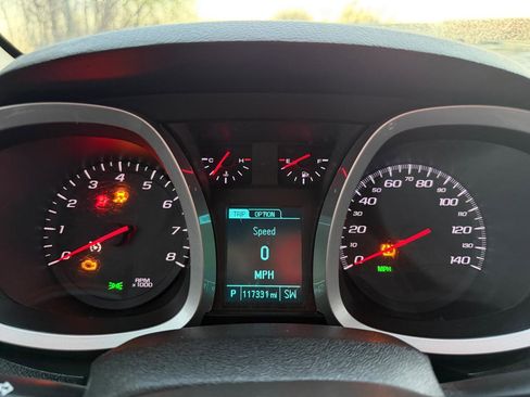 Used 2016 Chevrolet Equinox LT image 17