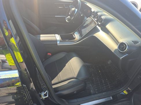 Used 2022 Mercedes-Benz C 300 4MATIC Sedan image 8