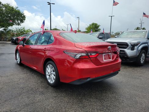 Used 2023 Toyota Camry LE FWD image 9