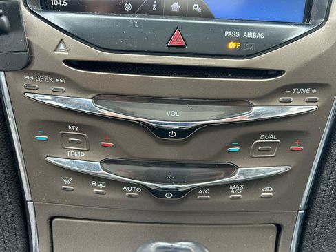 Used 2014 Lincoln MKX AWD w/ Equipment Group 101A image 27