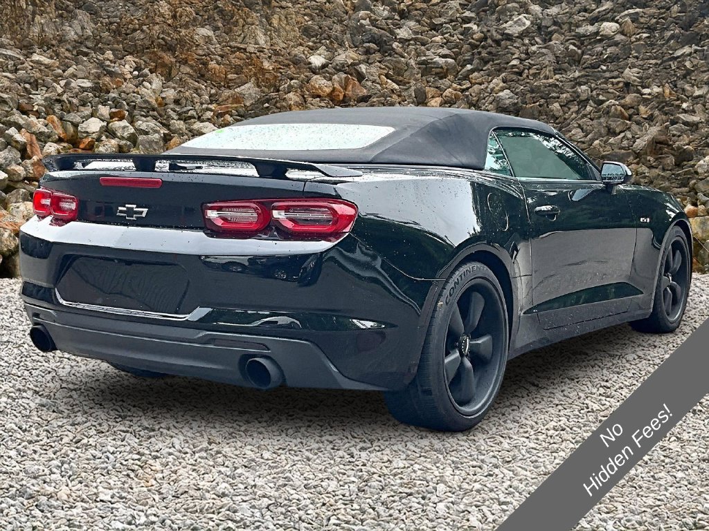 Used 2020 Chevrolet Camaro LT RWD image 2