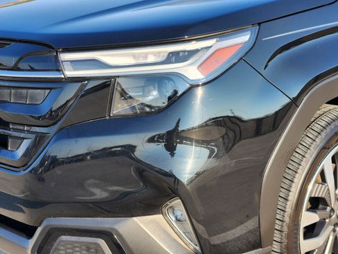 Used 2025 Subaru Forester Touring w/ Popular Package - Touring image 9