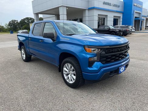 Used 2022 Chevrolet Silverado 1500 Custom AWD/4WD image 9