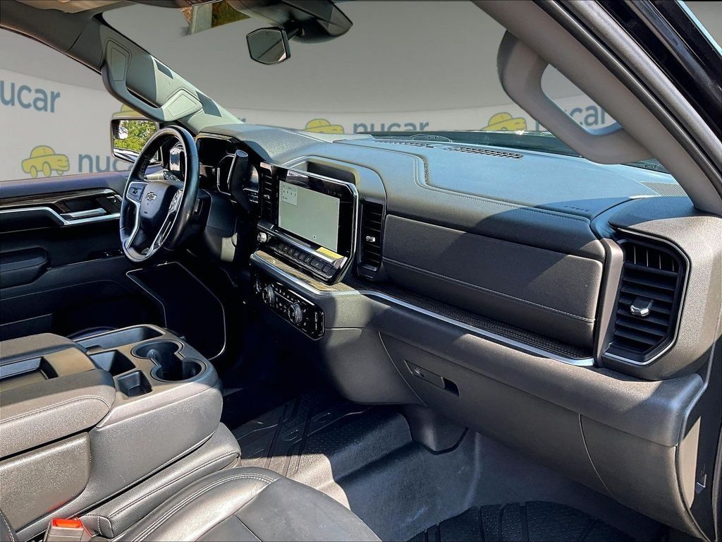 Used 2022 Chevrolet Silverado 1500 RST w/ Protection Package AWD/4WD image 14