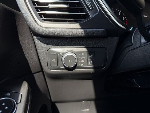 Used 2020 Ford Escape SEL AWD/4WD image 24