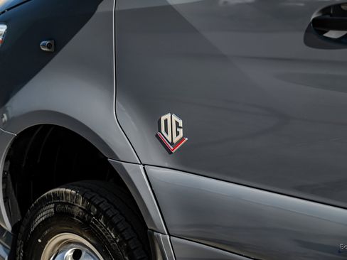 Used 2025 Mercedes-Benz Sprinter 3500 image 28