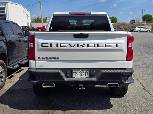 Used 2023 Chevrolet Silverado 1500 LT Trail Boss w/ Protection Package AWD/4WD image 10