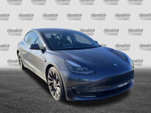 Used 2023 Tesla Model 3 Performance image 3