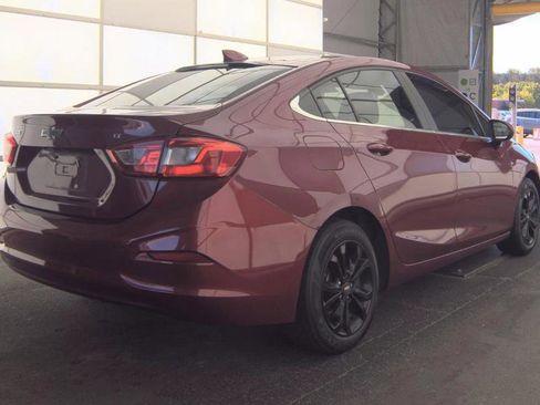 Used 2019 Chevrolet Cruze LT FWD image 8