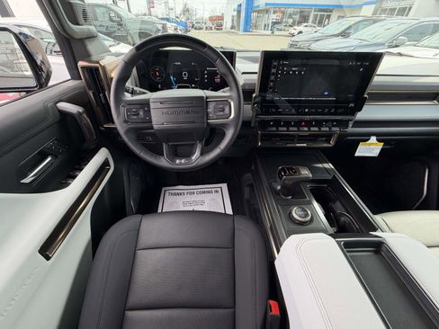 Certified 2024 GMC Hummer EV 2X w/ Extreme Off-Road Package AWD/4WD image 16