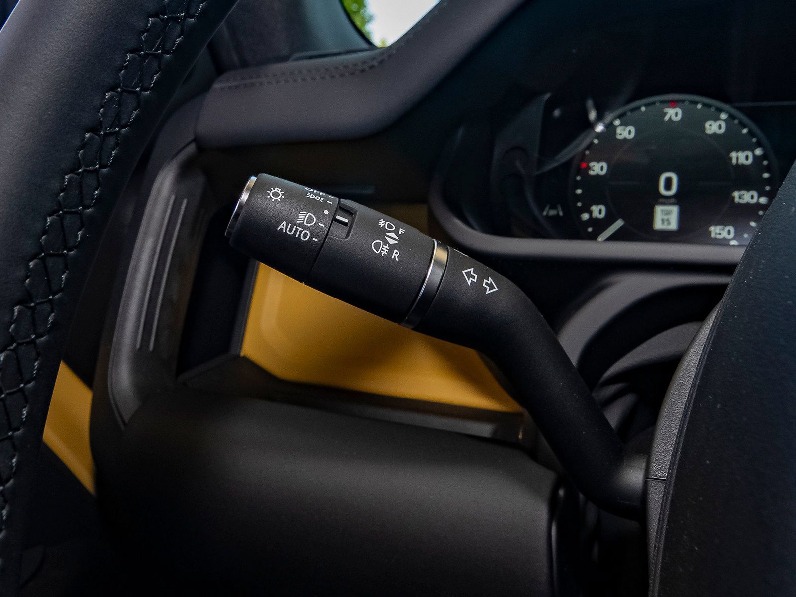 New 2026 Land Rover Defender 110 AWD/4WD image 12