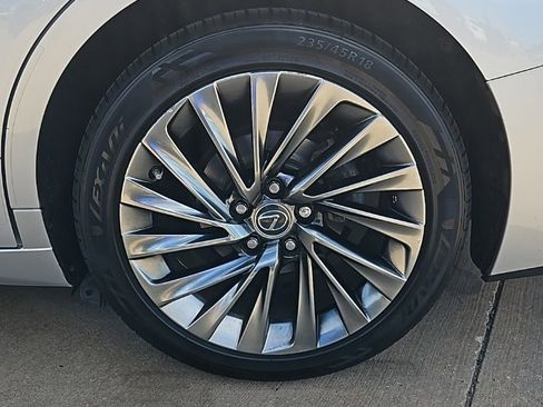 Used 2019 Lexus ES 350 Ultra Luxury image 9