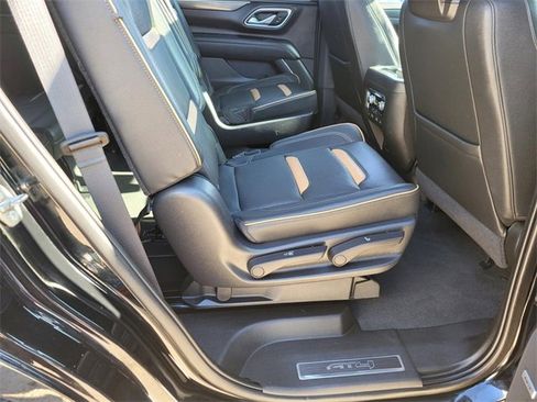 Used 2021 GMC Yukon AT4 w/ AT4 Premium Package image 12